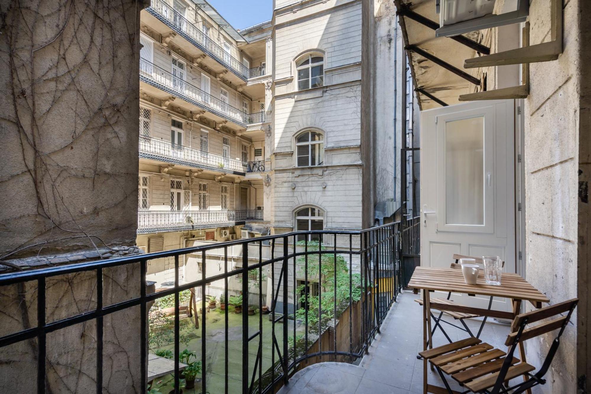 Vaci Boutique Loft Suites Budapest Bagian luar foto